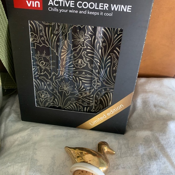 Wine & Cheese tote bag with cooler bag & stopper - Picture 4 of 9